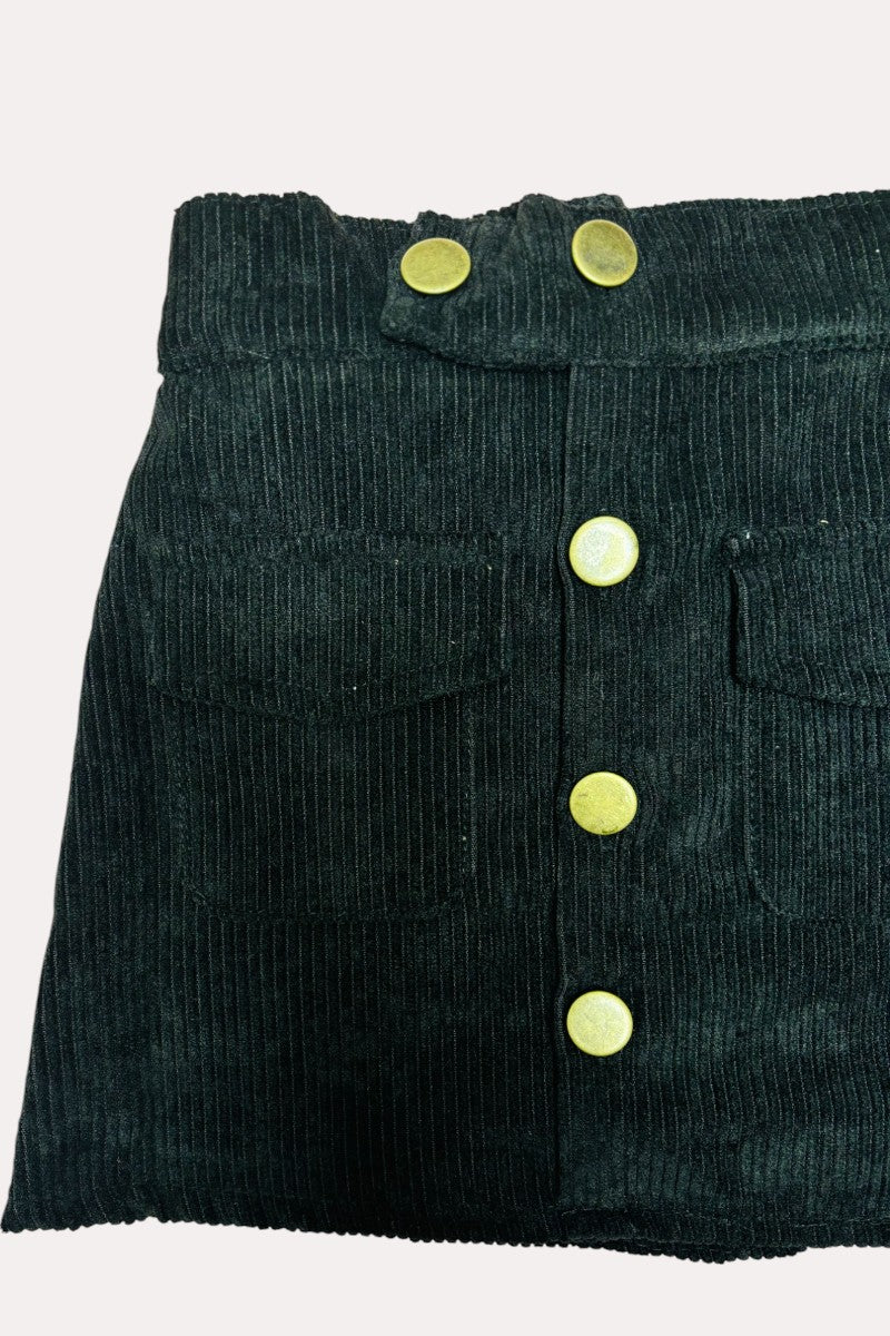 Black corduroy girls skirt w/pockets and buttons 230148M