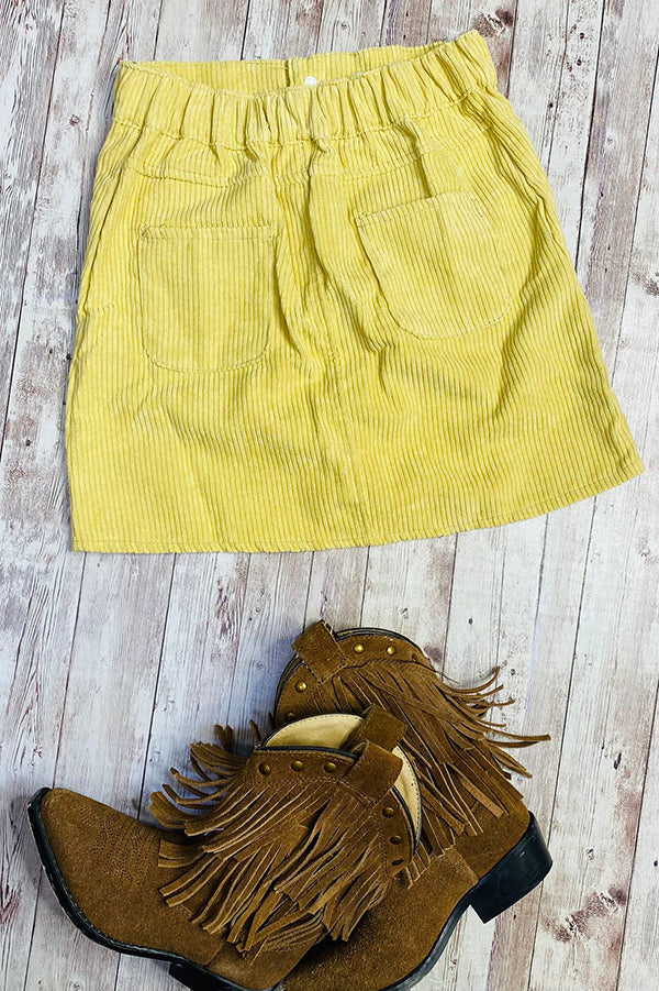 Yellow corduroy girls skirt w/pockets and buttons 230150M