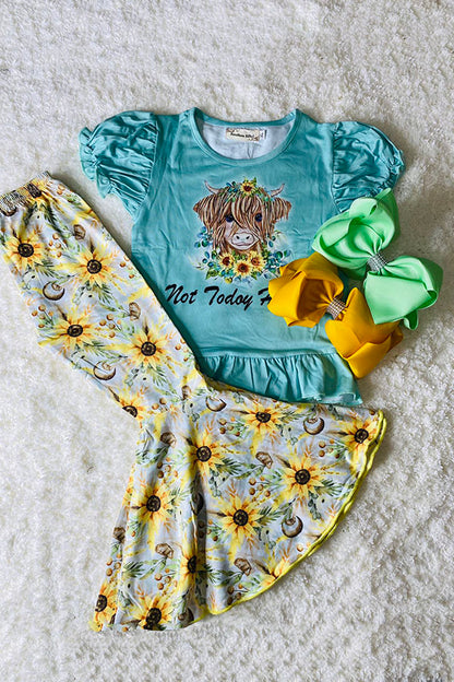 Western "not Today Heifer" turquoise top floral pant girls boutique set XCH0013-4H