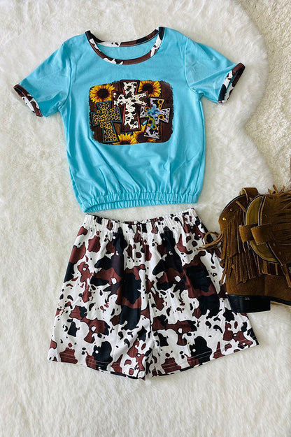 Western cow &sunflower blue t-shirt w/cow shorts girls boutique set DLH0923-37