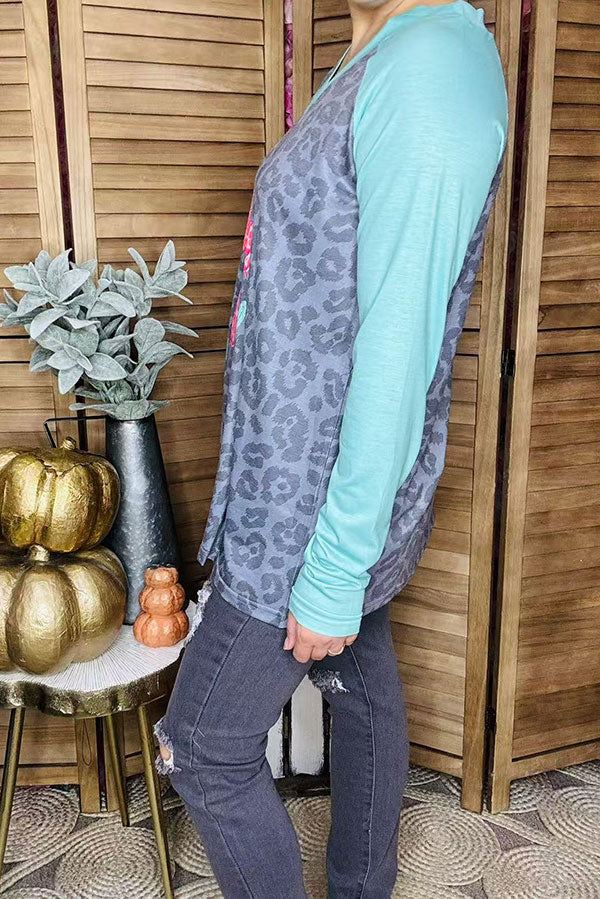 Western leopard & cactus print long sleeve women's boutique top w/v-neck XCH12111
