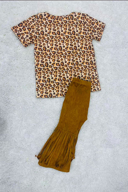 Western girls clothes wholesale "The World Needs More Cowgirls" animal print t-shirt D1212-20