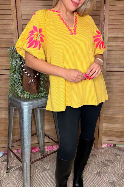 Yellow ribbed knitted fabric pink embroidery puff short sleeves women top XCH16645