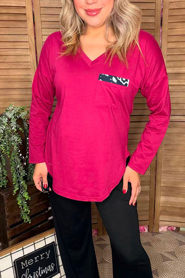 GJQ9792-1 Solid Fuchsia v-neck long sleeve top w/cow print front pocket (DS13)