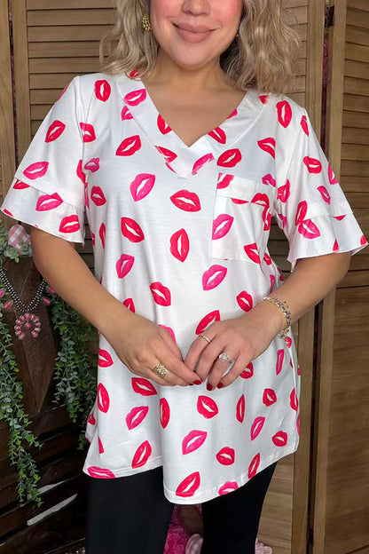 Valentine White short sleeve top w/kiss prints w/front pocket GJQ10850-3