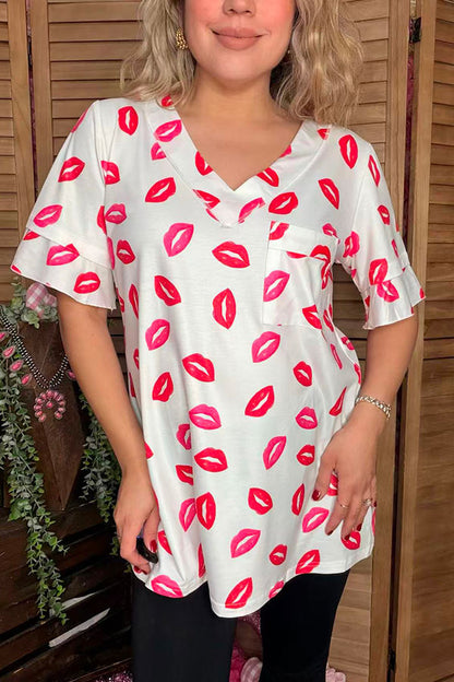 Valentine White short sleeve top w/kiss prints w/front pocket GJQ10850-3