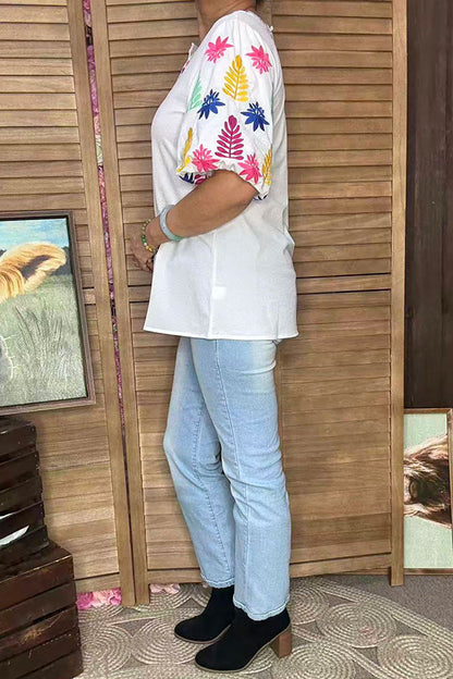 Spring floral embroidery puff short sleeve white women blouse XCH16531