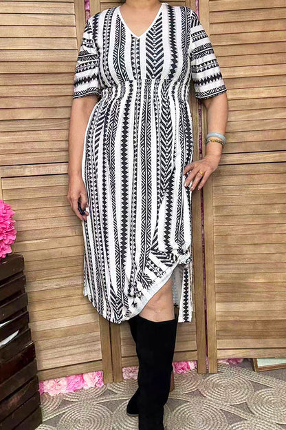 Black & White Geometric Short Sleeve Women Midi Dress w/slit GJQ16338