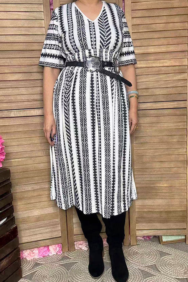 Black & White Geometric Short Sleeve Women Midi Dress w/slit GJQ16338