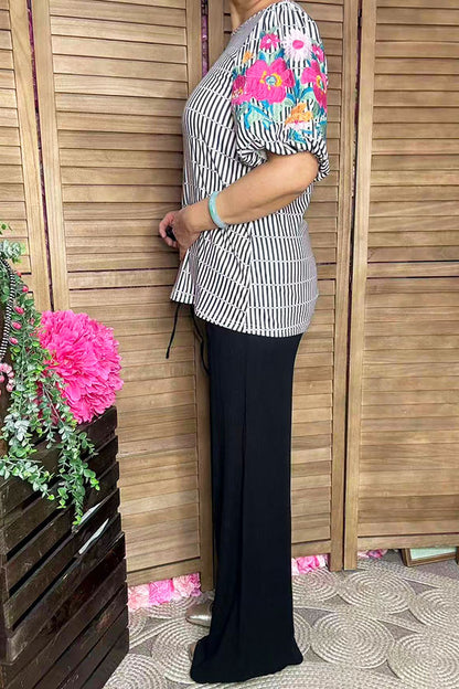 Women's blouse with very detailed embroidered balloon sleeves XCH16812