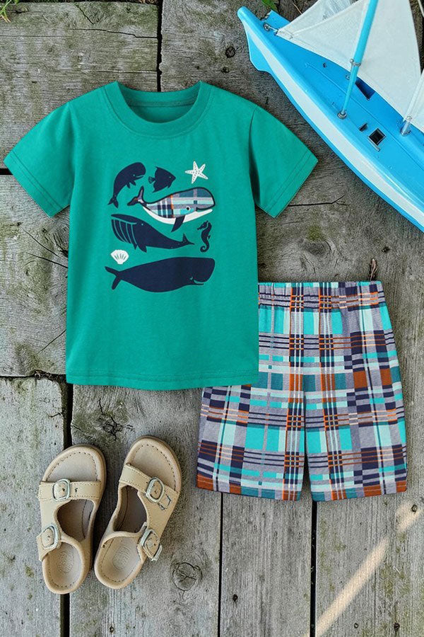 Cute whale printed green short sleeves top & plaid shorts 2pc boy's set 2601005M