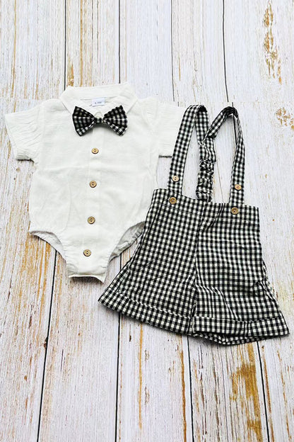 Soft gauze white short sleeve onesie & suspender shorts & bow tie boy's set 2601012M