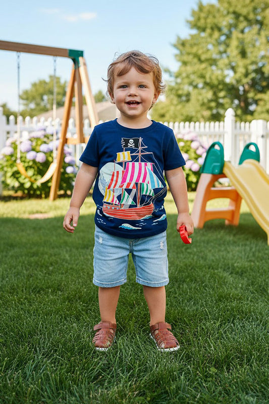 Cartoon pirate sailing printed navy blue short sleeve boy t-shirt 2601026M