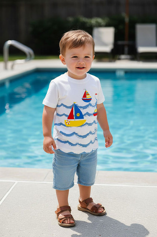 Sailboats & blue ocean waves print white short sleeve boy t-shirt 2601029M
