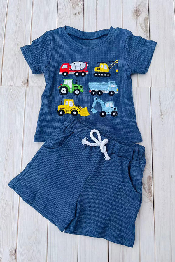 Western vehicle top & blue shorts boy's boutique set 2601069M