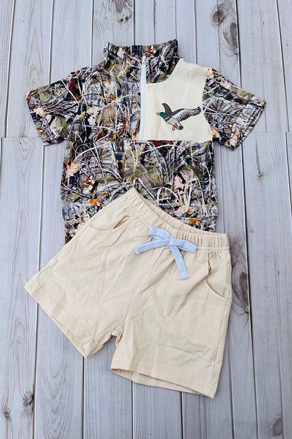 Western wild mallards embroidery top & cream shorts 2pc boy's boutique set 2601080M