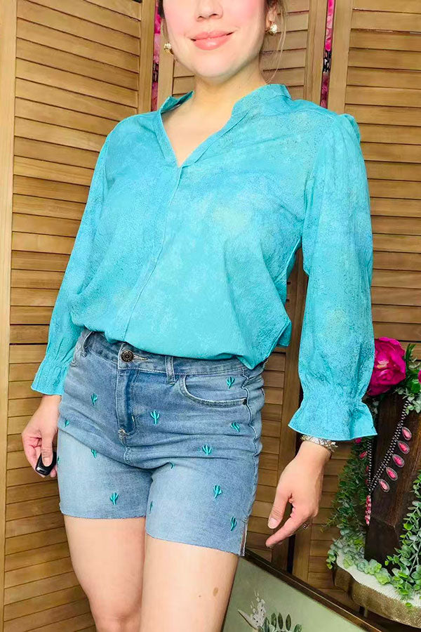 Women's shorts wholesale Blue denim shorts w/aqua cactus embroidery J527