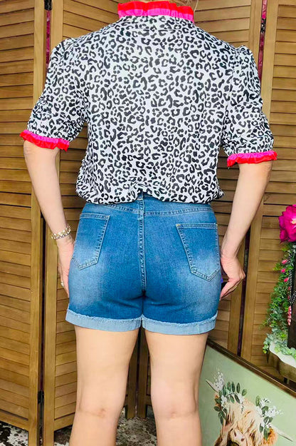 J505 Blue denim women's shorts w/ floral patches