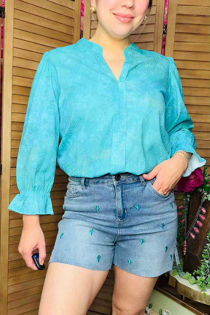 Women's shorts wholesale Blue denim shorts w/aqua cactus embroidery J527