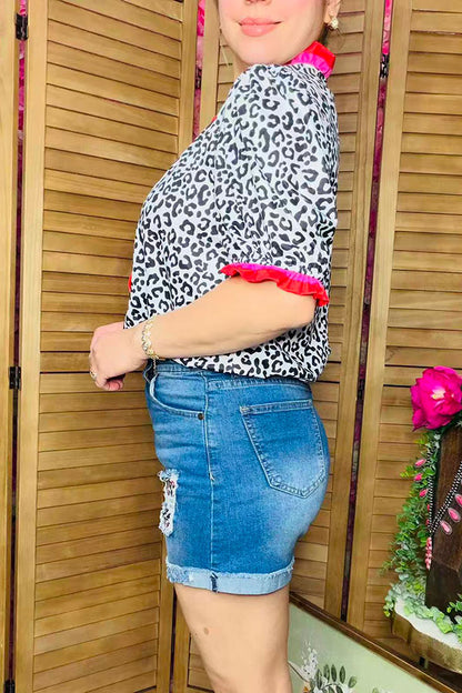 J505 Blue denim women's shorts w/ floral patches
