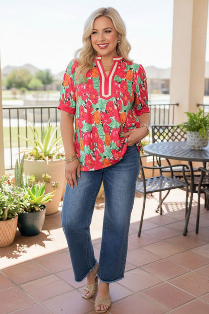 Chic floral print short sleeve women's boutique top w/stripe V-Neck Southern Stitch XCH16828