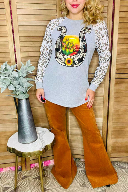 Western horse shoe & cactus grey long sleeve top w/leopard sleeves DLH11350