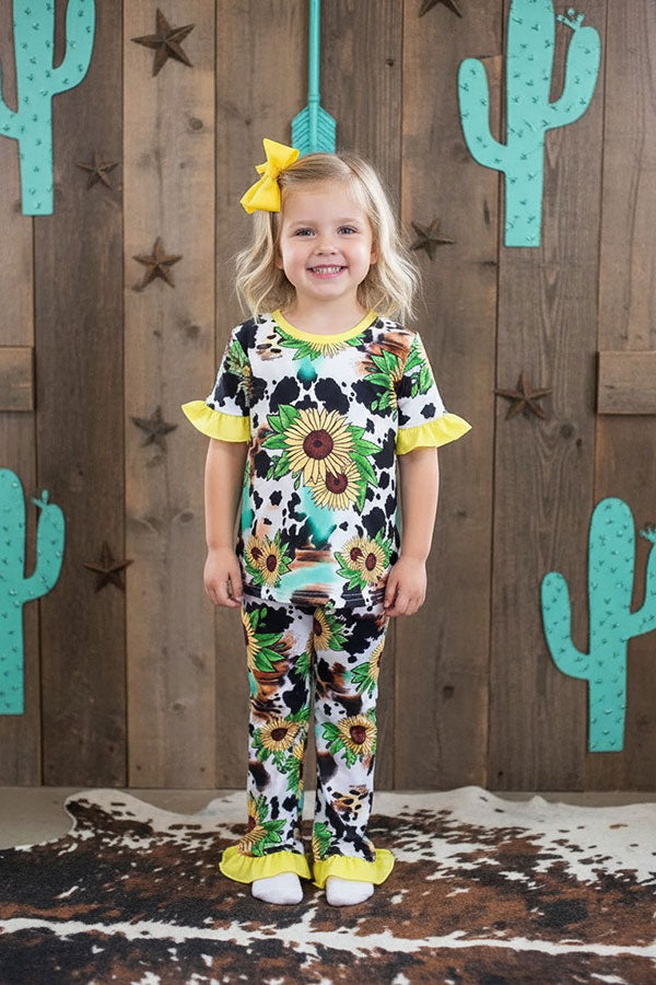 Western COW & SUNFLOWER ruffle girls boutique set DLH2323