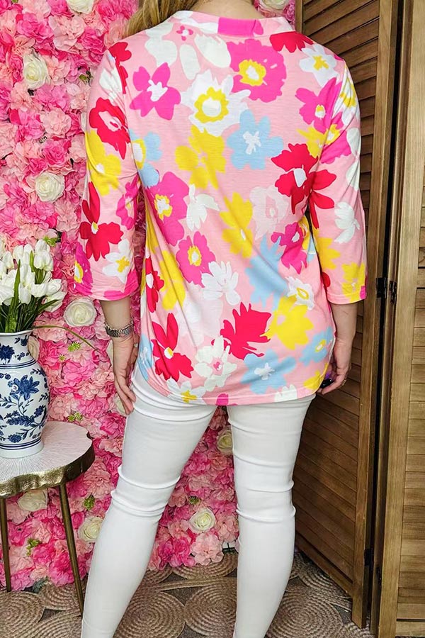 Trendy floral 3/4 sleeves & v-neck women's boutique top Southern Stitch GJQ16163