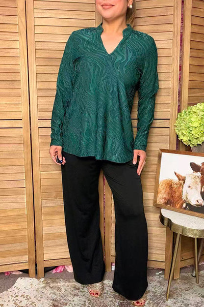 Trendy green subtle wavy jacquard pattern women's boutique top GJQ17685