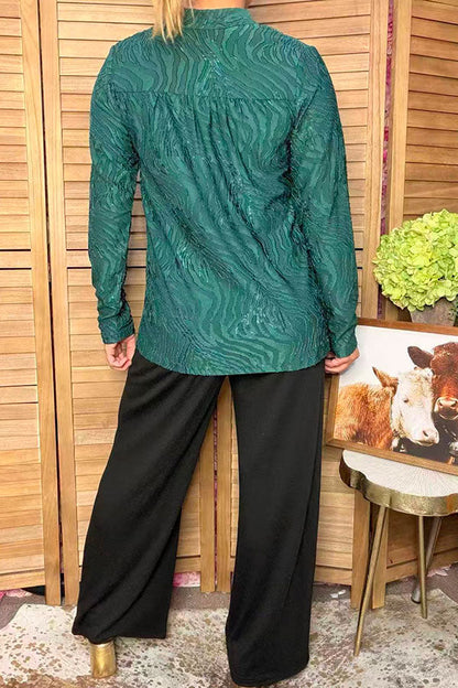 Trendy green subtle wavy jacquard pattern women's boutique top GJQ17685