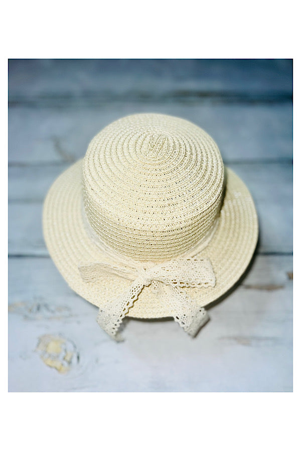 Cream color summer hat w/lace ribbon belt