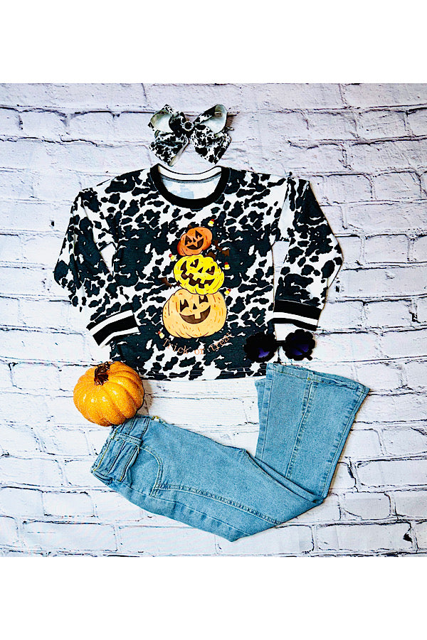 3 pumpkins & cow print long sleeve top