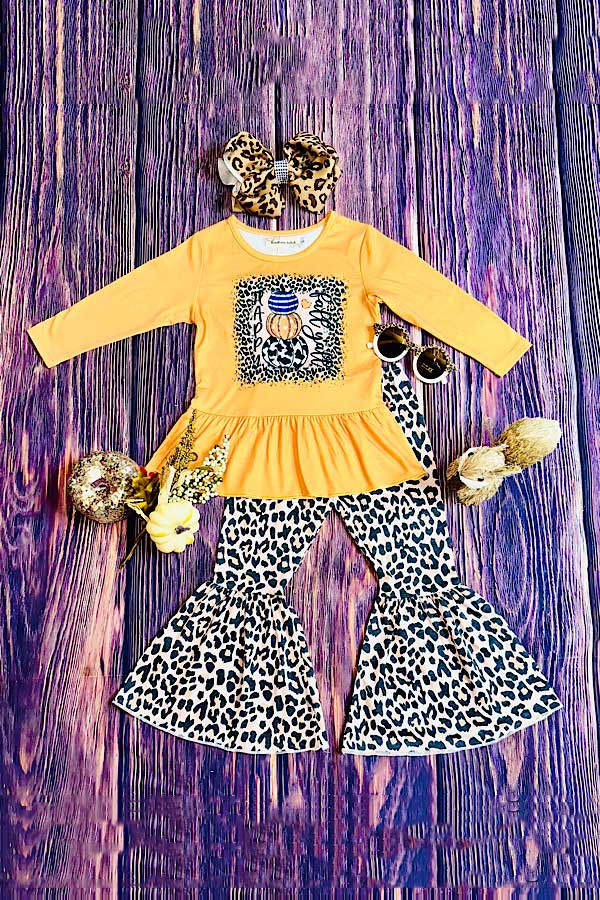 "HAPPY FALL YALL" animal print & pumpkins 2pc set X0010-23