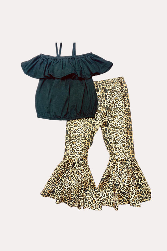 X0777-35 Black off the shoulder top w/jaguar print bell bottoms 2pc girls sets
