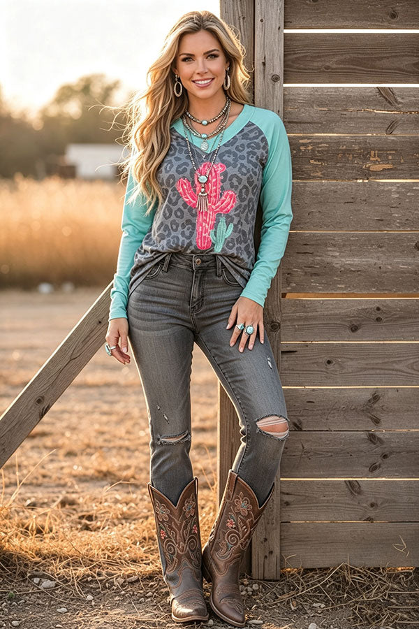 Western leopard & cactus print long sleeve women's boutique top w/v-neck XCH12111 (BS13)