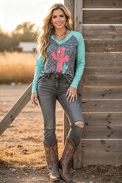 Western leopard & cactus print long sleeve women's boutique top w/v-neck XCH12111 (BS13)