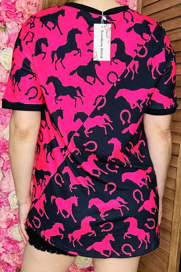 Wholesale women top Half fuchsia & black horse printed w/short sleeves XCH14361
