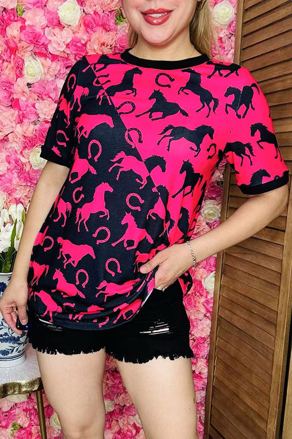 Wholesale women top Half fuchsia & black horse printed w/short sleeves XCH14361