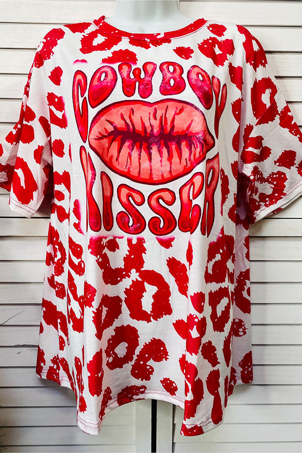 XCH14626 COWBOY KISSER LIPS red leopard t-shirt