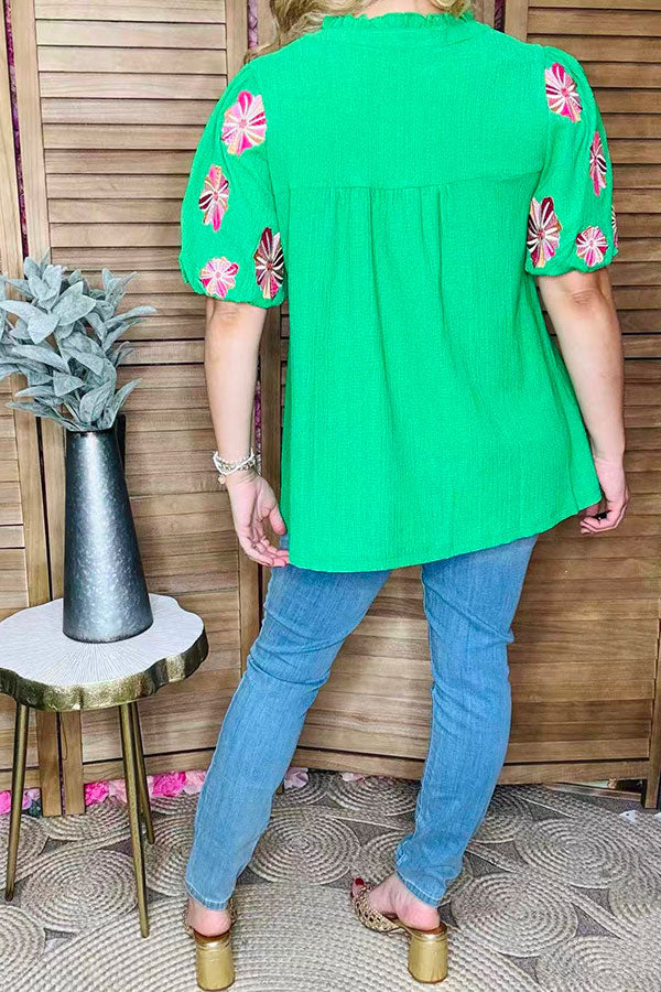 Flower embroidery green crepe fabric lantern short sleeve women top XCH16346