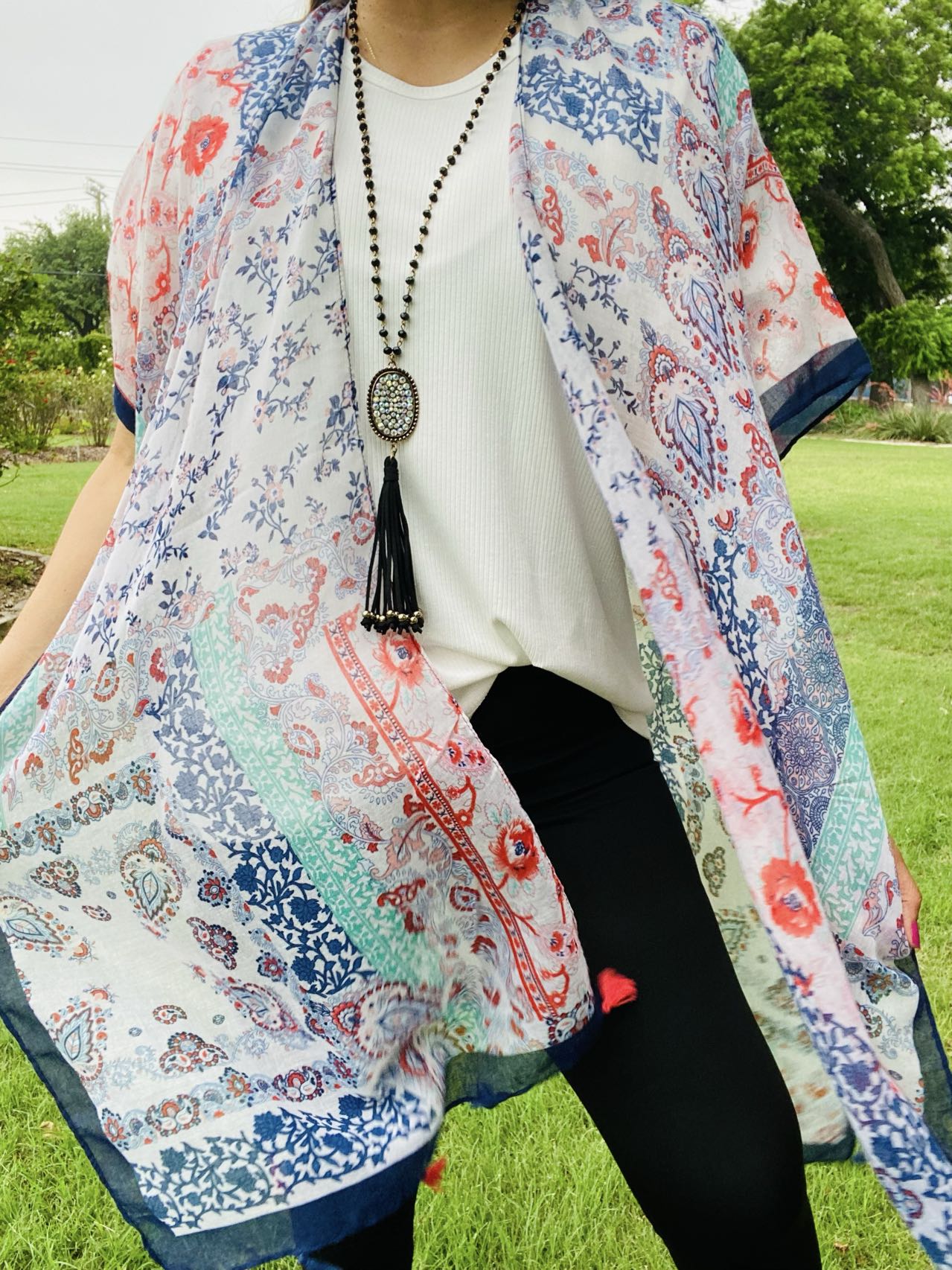 YZ170107 Paisley/floral kimono w/navy blue trim & tassels