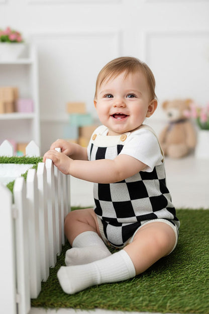 Checkered knitted adjustable sweater infant baby onesies 250933M