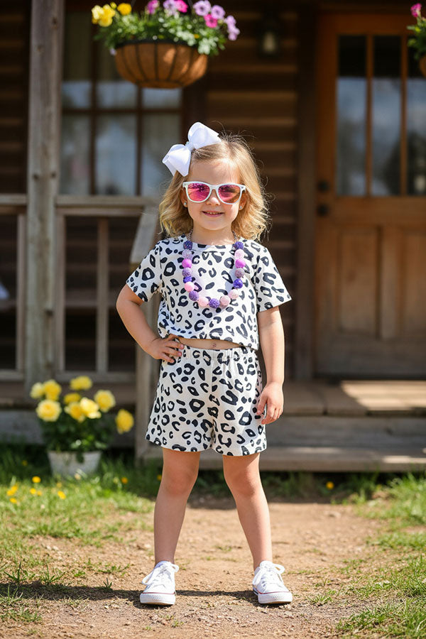 Western girls clothing suppliers leopard printed top & shorts 2pcs sets XCH04030