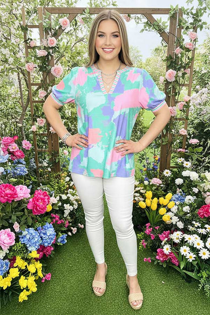 XCH15900 Multi color printed V-neckline short sleeve women top w/trim