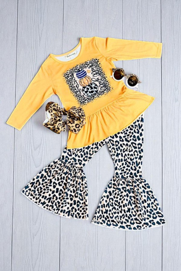 "HAPPY FALL YALL" animal print & pumpkins 2pc set X0010-23