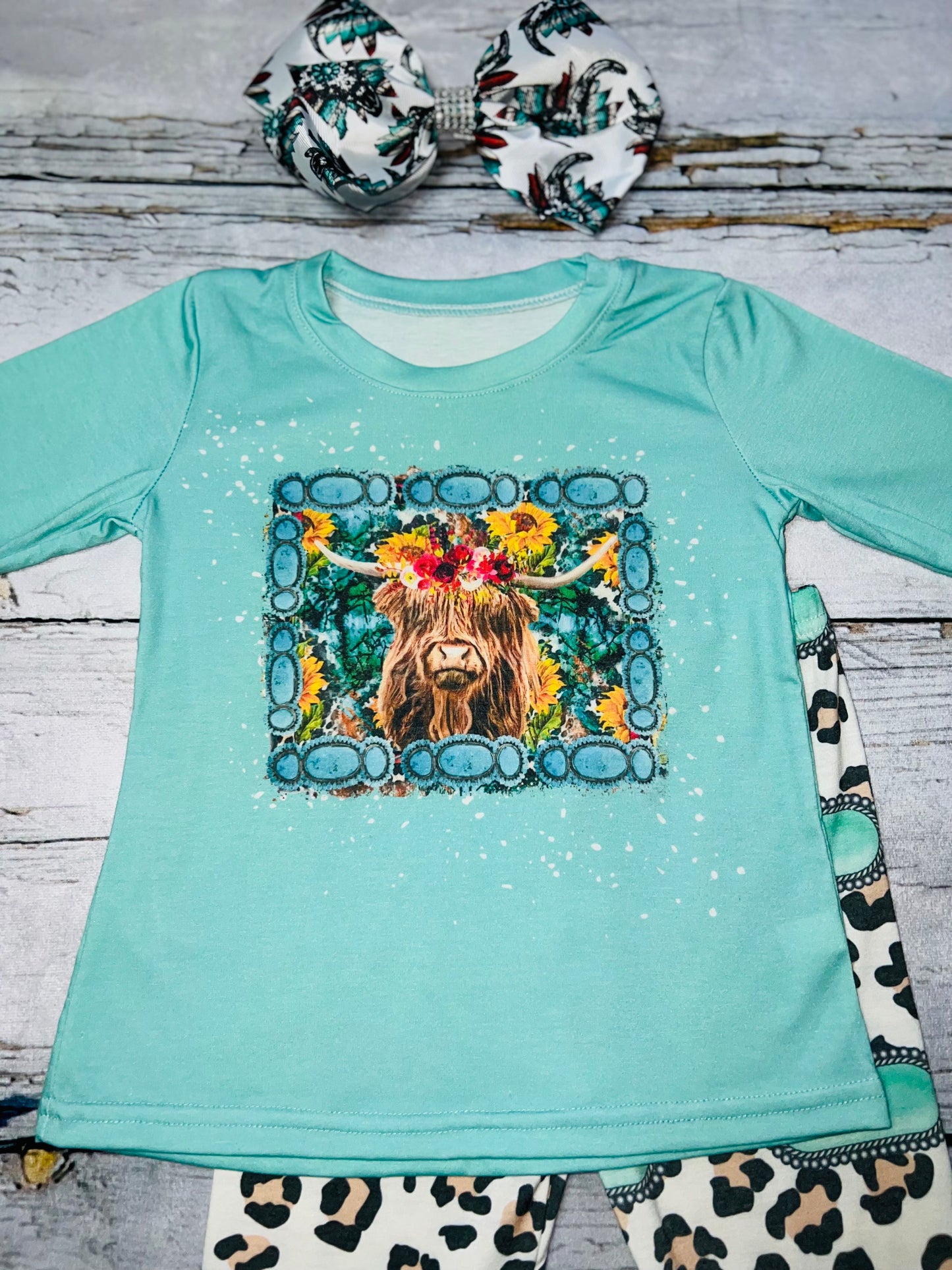Aqua bull head with flowers & turquoise stones prints long sleeve 2 pc set DLH0923-19