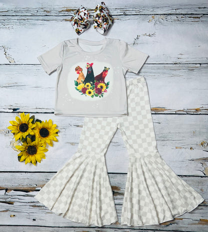 Light gray chickens, sunflowers, & checkers short sleeve 2pc set DLH0923-24