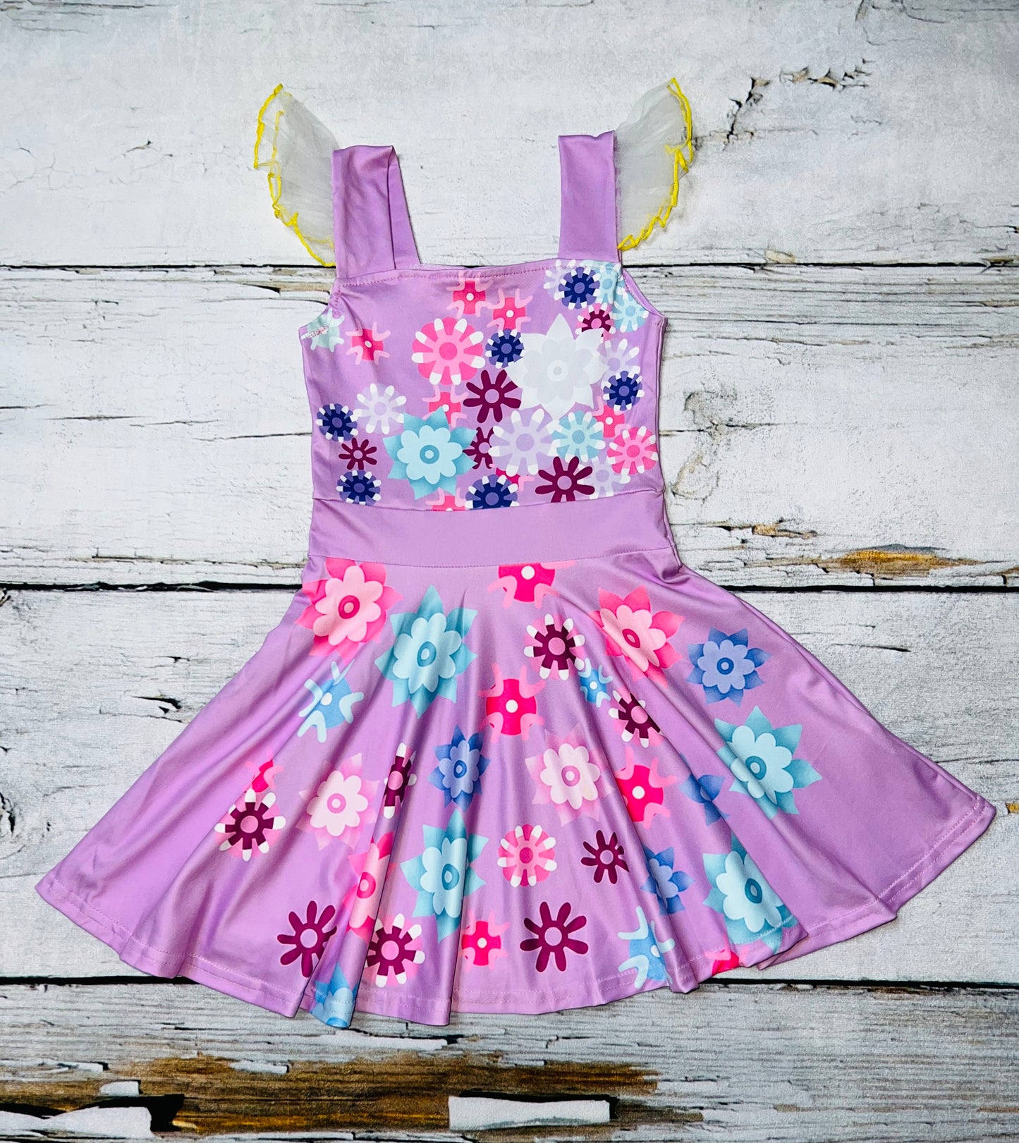 Cute light purple floral sleeveless w/matching crossover purse dress