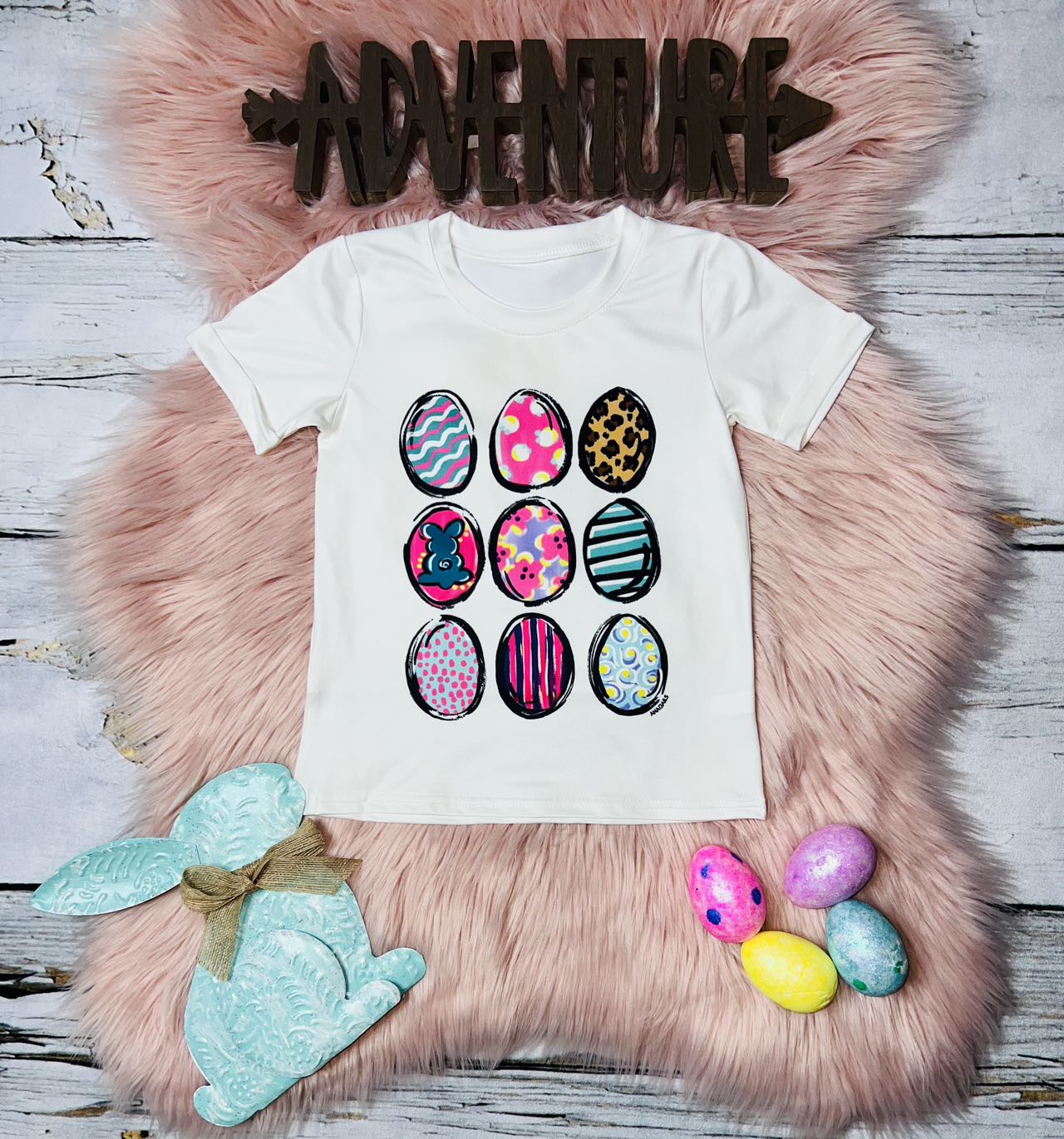 White multicolor Easter eggs short sleeve t-shirt DLH1215-30