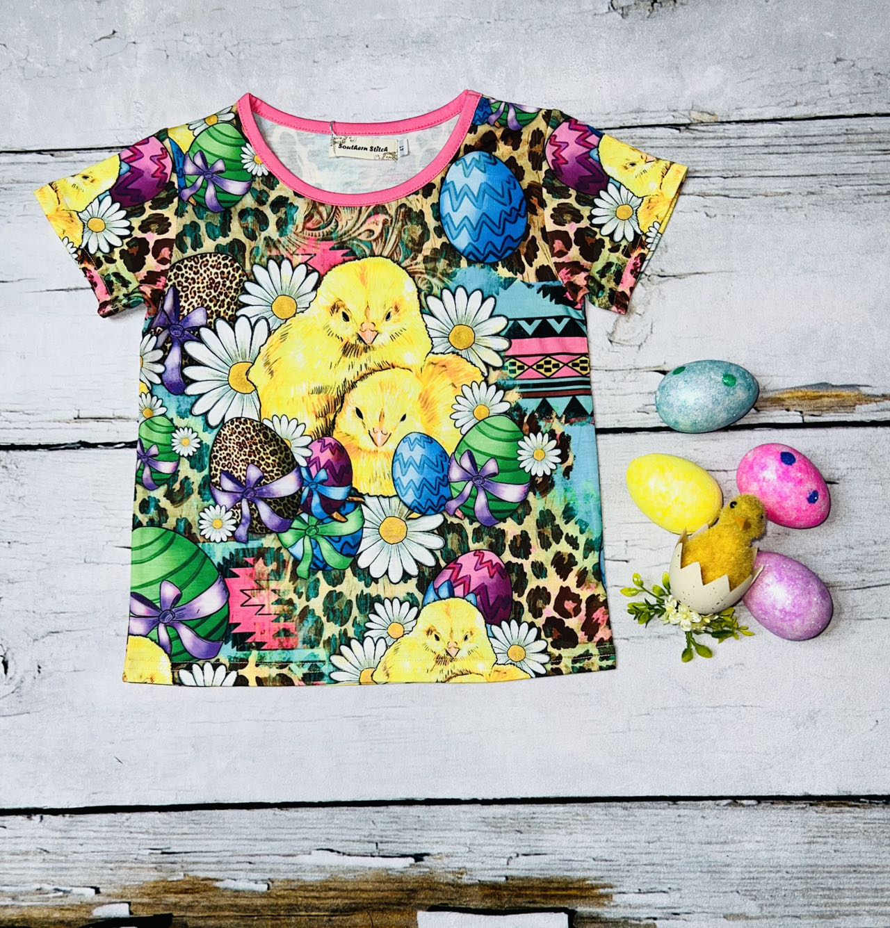 Chicks w/multicolor Easter eggs & daisy's short sleeve t-shirt XCH0660-5H